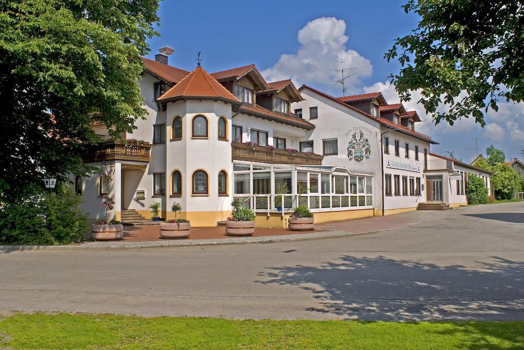 Hotel Zum Fischerwirt Baindlkirch Exterior photo
